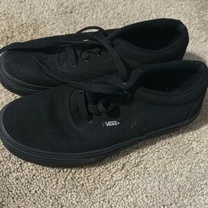 Boys black vans size 5